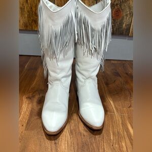 Dingo vintage women’s white fringe leather cowboy boots size 6 retro 80 90’s